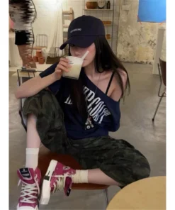 ÁO TRỄ VAI